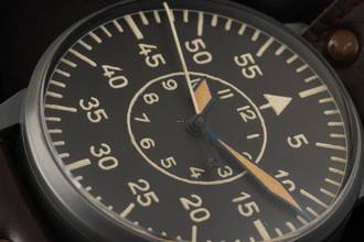 Thumbnail von Laco Fliegeruhr B-Uhr WW2 Navigator Ref.23883 original Box sehr gut Vintage