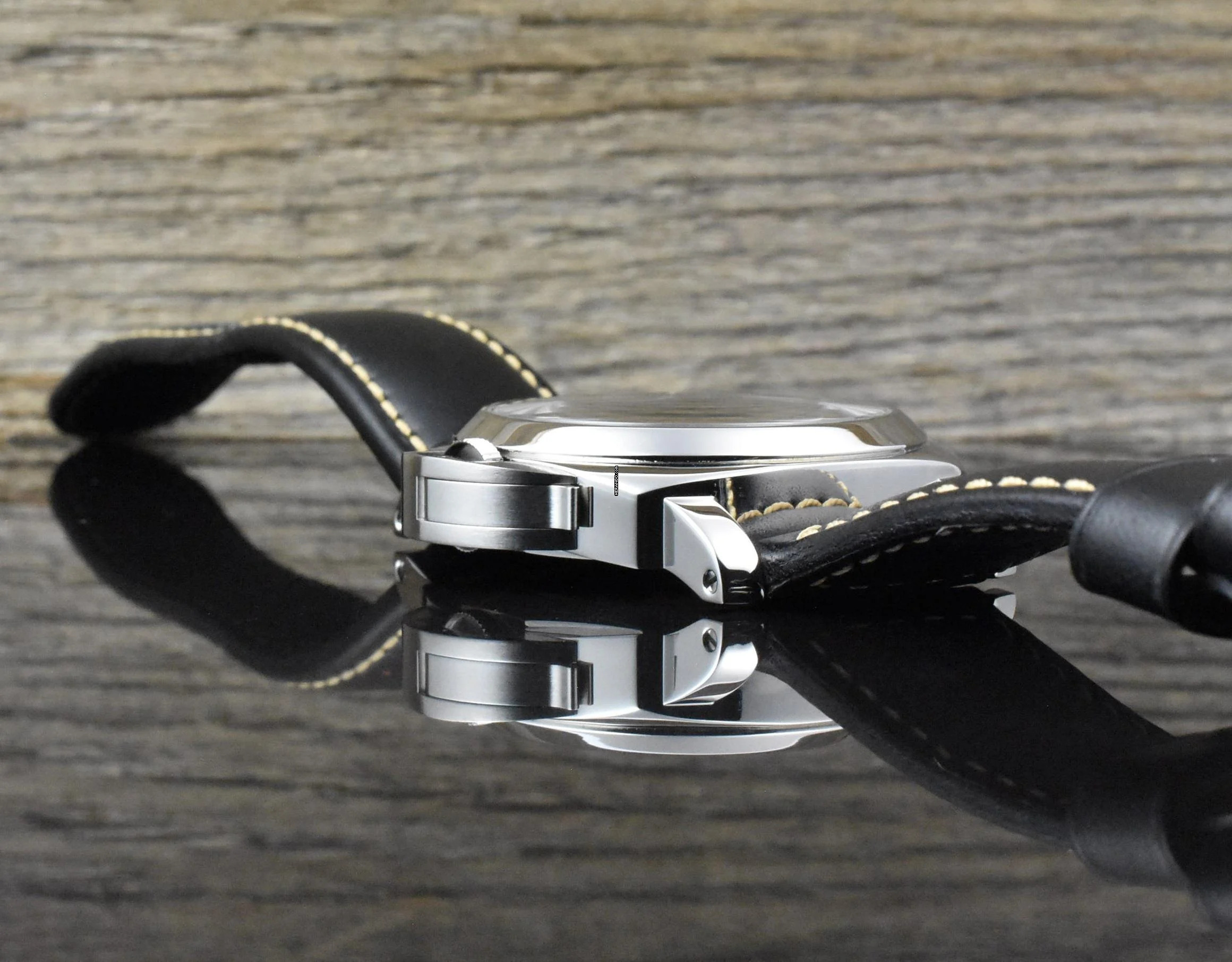 Thumbnail von Panerai Luminor Base Logo 44mm Black Dial Full Set 2020