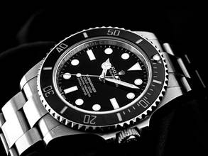 Thumbnail von Rolex Submariner (No Date) Ref.124060 2024 Full Set Ungetragen