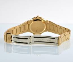 Thumbnail von Patek Philippe Nautilus 4700/3 Lady 27MM Factory diamonds dial and bezel gold 18KT TOP Condition