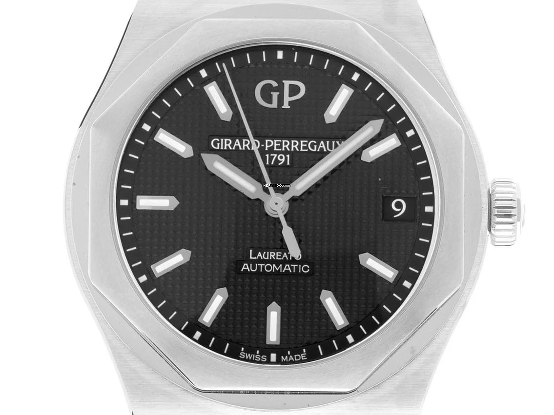 Thumbnail von Girard Perregaux Laureato Ref.81010-11-634-11A 2025 Full Set Ungetragen