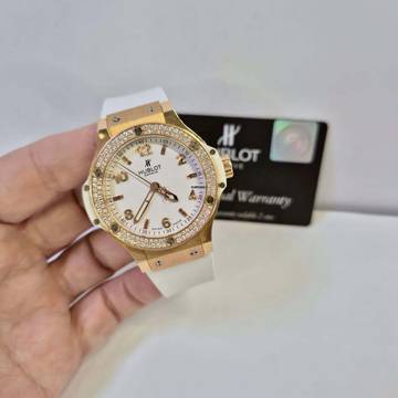  Hublot Big Bang 38 mm Alpine Ouro Rosé & Diamonds 38mm Quartz Completo 