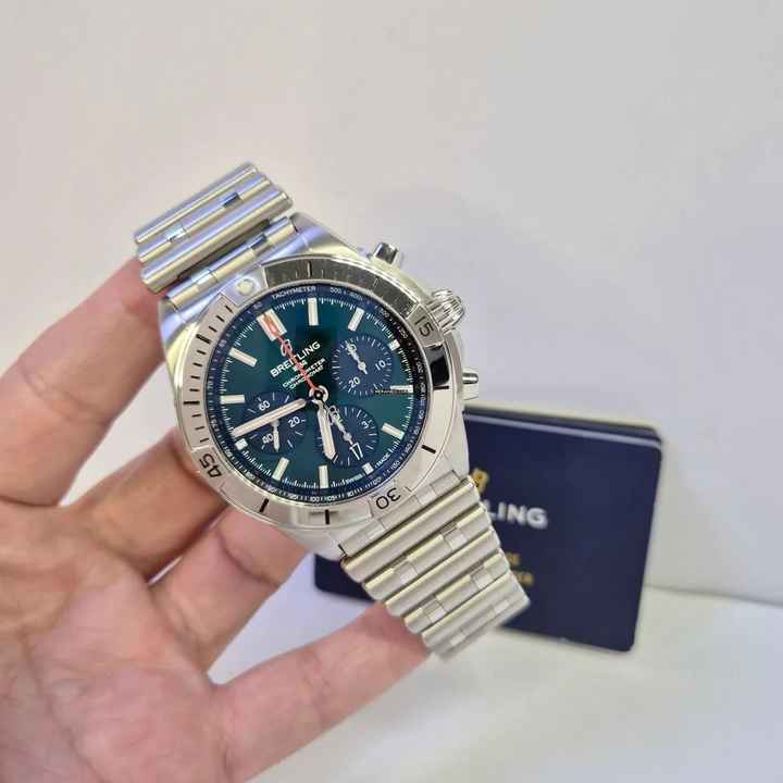  Breitling Chronomat 42 B01 42mm Special Green Edition Automático Completo 