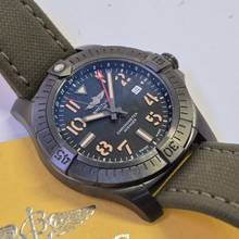 Thumbnail von Breitling Avenger Night Mission GMT DLC Titanium 45mm Automático Completo