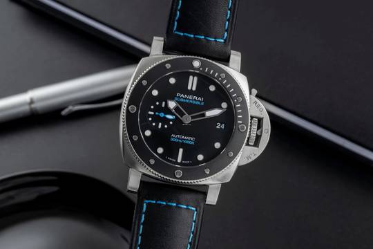  Panerai Luminor Submersible Stahl Automatik Herrenuhr PAM00683 B&P 