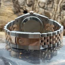 Thumbnail von Rolex Datejust 36 Datejust 36 Palm Dial - FULLSET 2022 - Ref. 126201 sticker on caseback