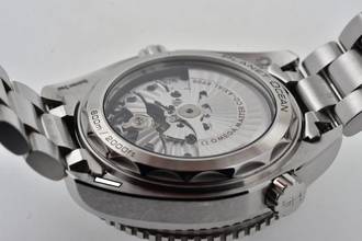 Thumbnail von Omega Seamaster Planet Ocean GMT Black/White 21530442201001