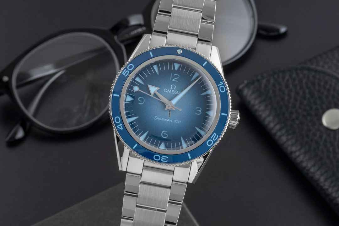  Omega Seamaster 300 Stahl Automatik Ref. 234.30.41.21.03.002 B&P 