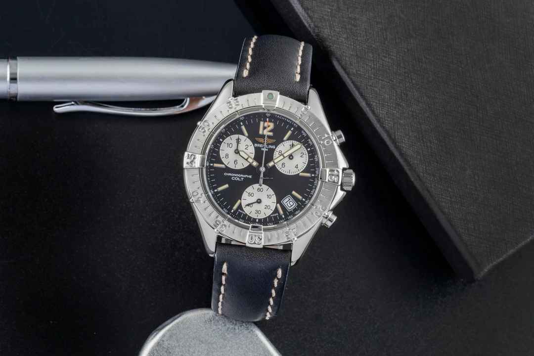  Breitling Colt Chronograph Black Dial Edelstahl Herrenuhr Ref. A53035 Klassiker 