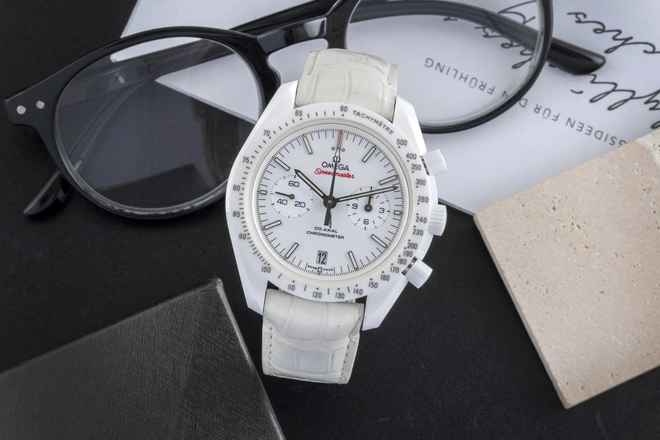  Omega Speedmaster Moonwatch White Side Of The Moon 311.93.44.51.04.002 B&P 2016 