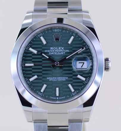  Rolex Datejust 41 Stahl Oysterband green Motif Dial 41mm B+P ungetragen 