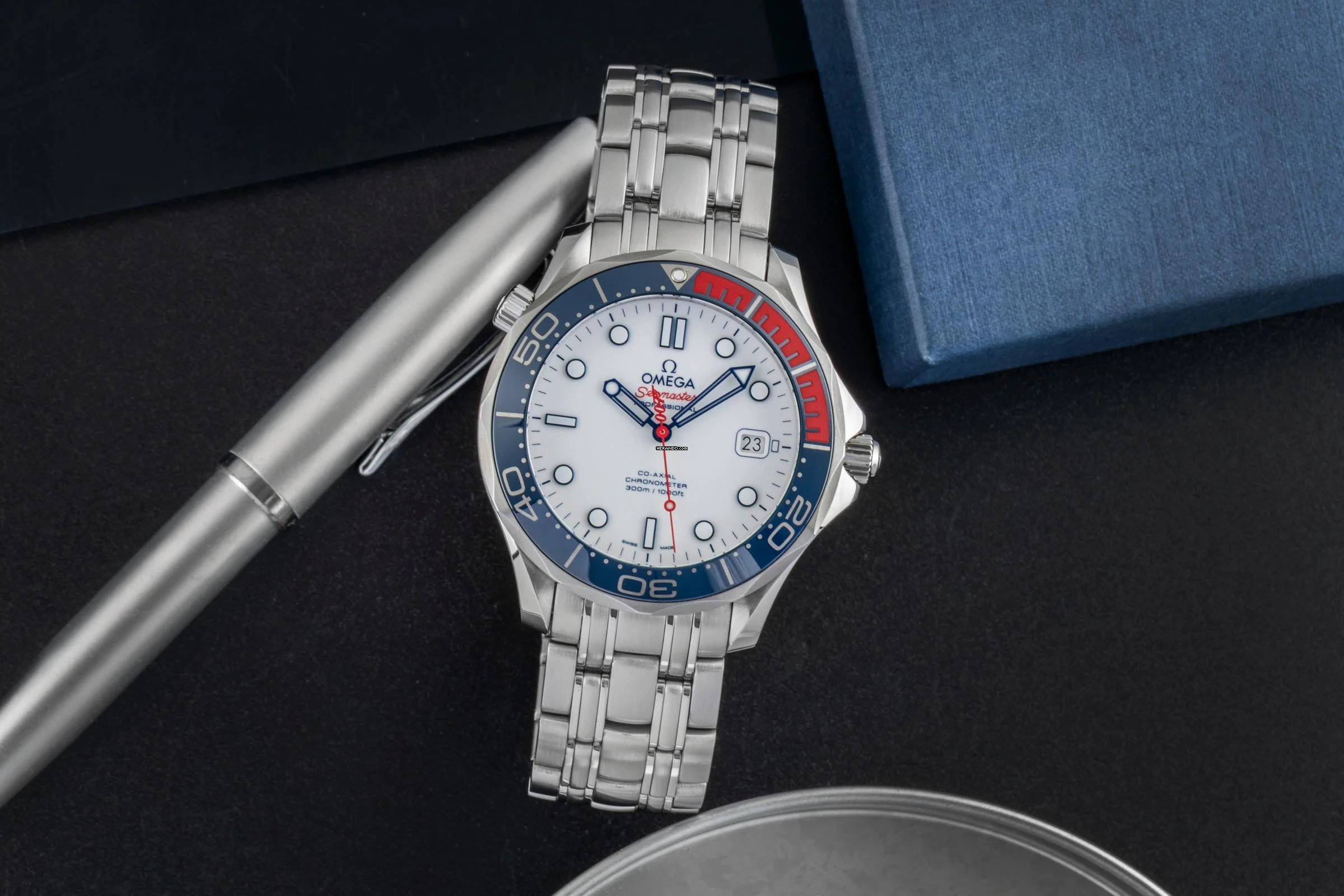 Omega Seamaster Diver 300 M Commander´s Watch James Bond 007 212.32.41.20.04.001