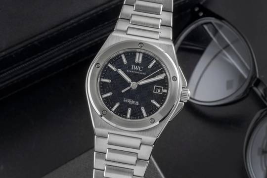  IWC Ingenieur Automatic Edelstahl Black Dial Automatik Herrenuhr Ref. IW328901 B&P 2023 