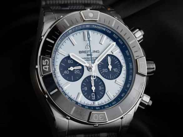  Breitling Chronomat Super Chronomat B01 Ref.PB0136251C1S1 2025 Full Set Ungetragen Super Chronomat Faltschließe 