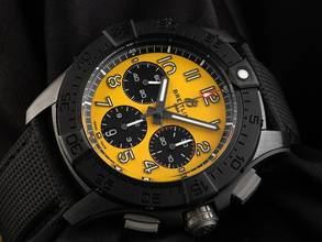 Thumbnail von Breitling Avenger B01 Night Mission Ref.SB0147101I1X2 2025 Full Set Ungetragen Avenger B01 Chronograph Night Mission Faltschließe