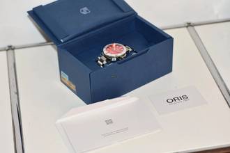 Thumbnail von Oris Aquis Date Taste of Summer Red White 01 733 7787 4138-07 8 22 04PEB