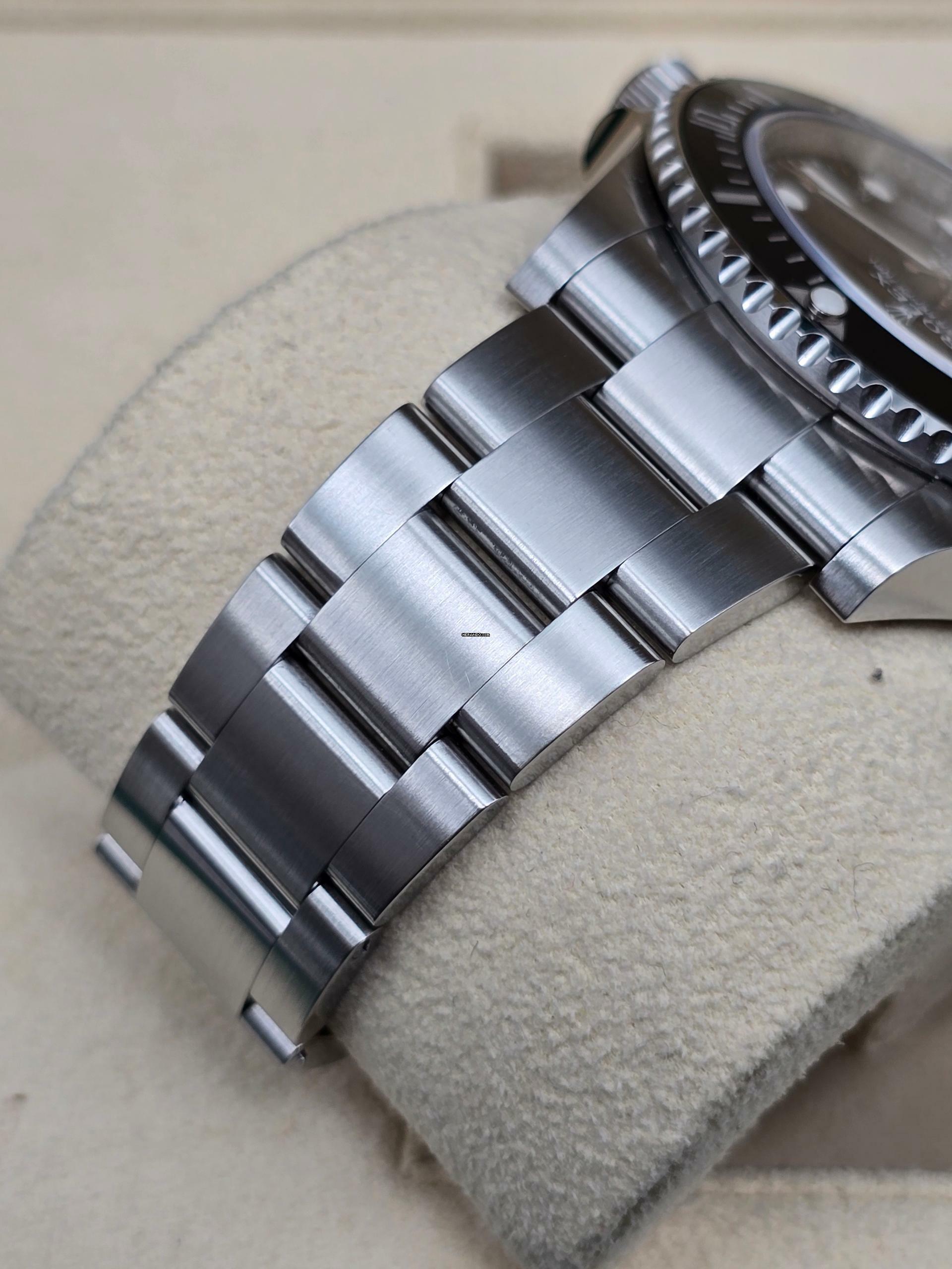 Thumbnail von Rolex Submariner (No Date) 41mm 124060 Chronometer Like New Condition Full Set 1-2023