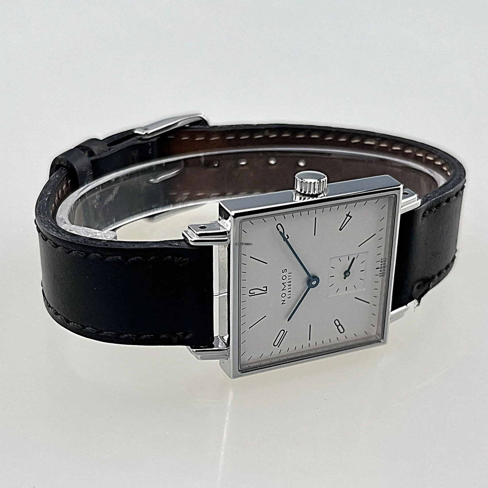 Thumbnail von NOMOS Tetra Glashütte Tetra Ref. 406 mit Stahlgehäuse Lederband plus Original Nomos Lederband (neu) Handaufzug Zifferblatt creme-weiß Original Box
