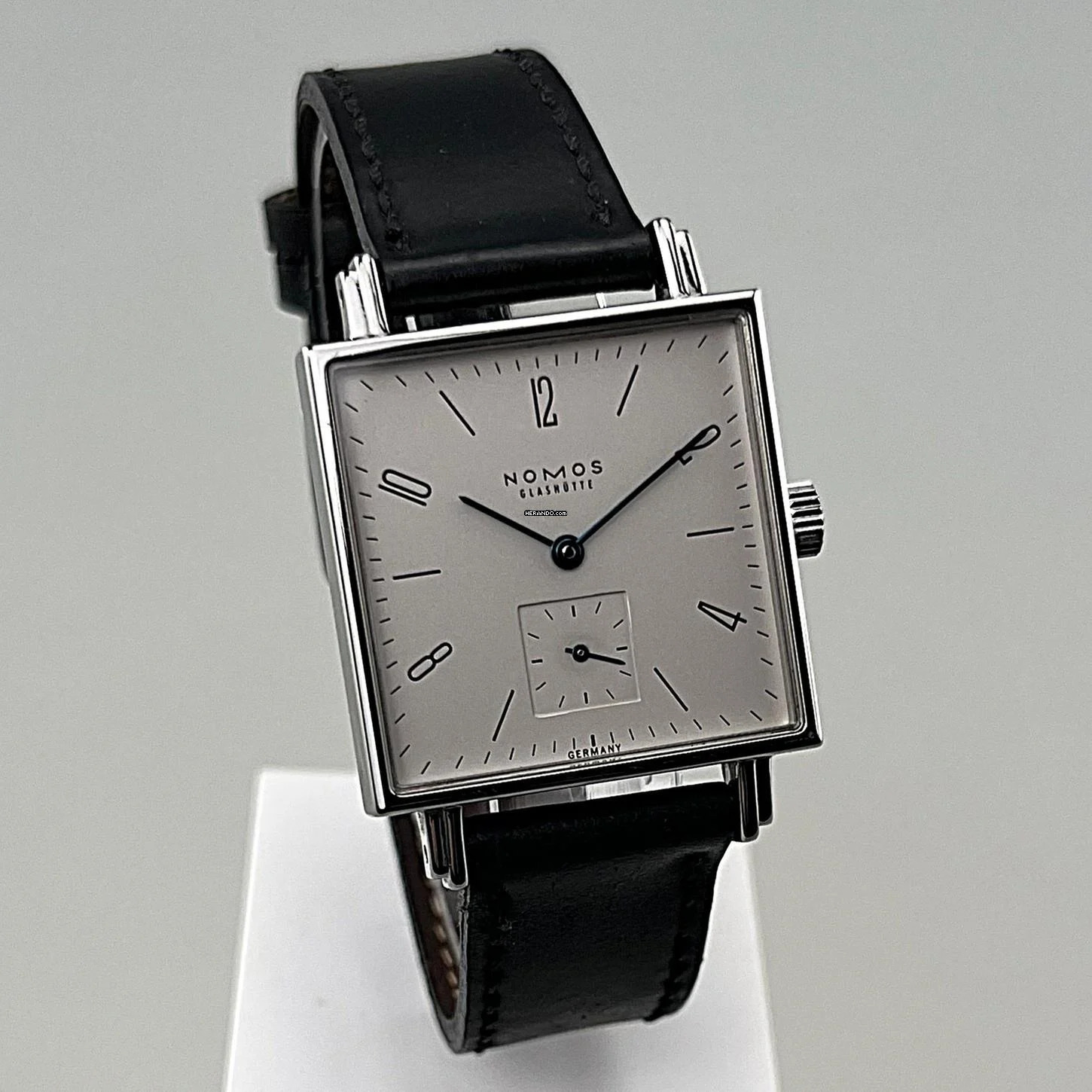 Thumbnail von NOMOS Tetra Glashütte Tetra Ref. 406 mit Stahlgehäuse Lederband plus Original Nomos Lederband (neu) Handaufzug Zifferblatt creme-weiß Original Box