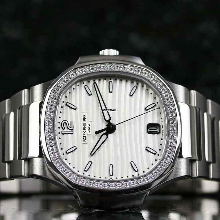  Patek Philippe Nautilus Lady Steel Diamond - like New - Fullset - 2019 