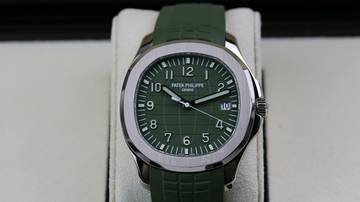Thumbnail von Patek Philippe Aquanaut Whitegold Khaki Green - like New - Fullset - 2023
