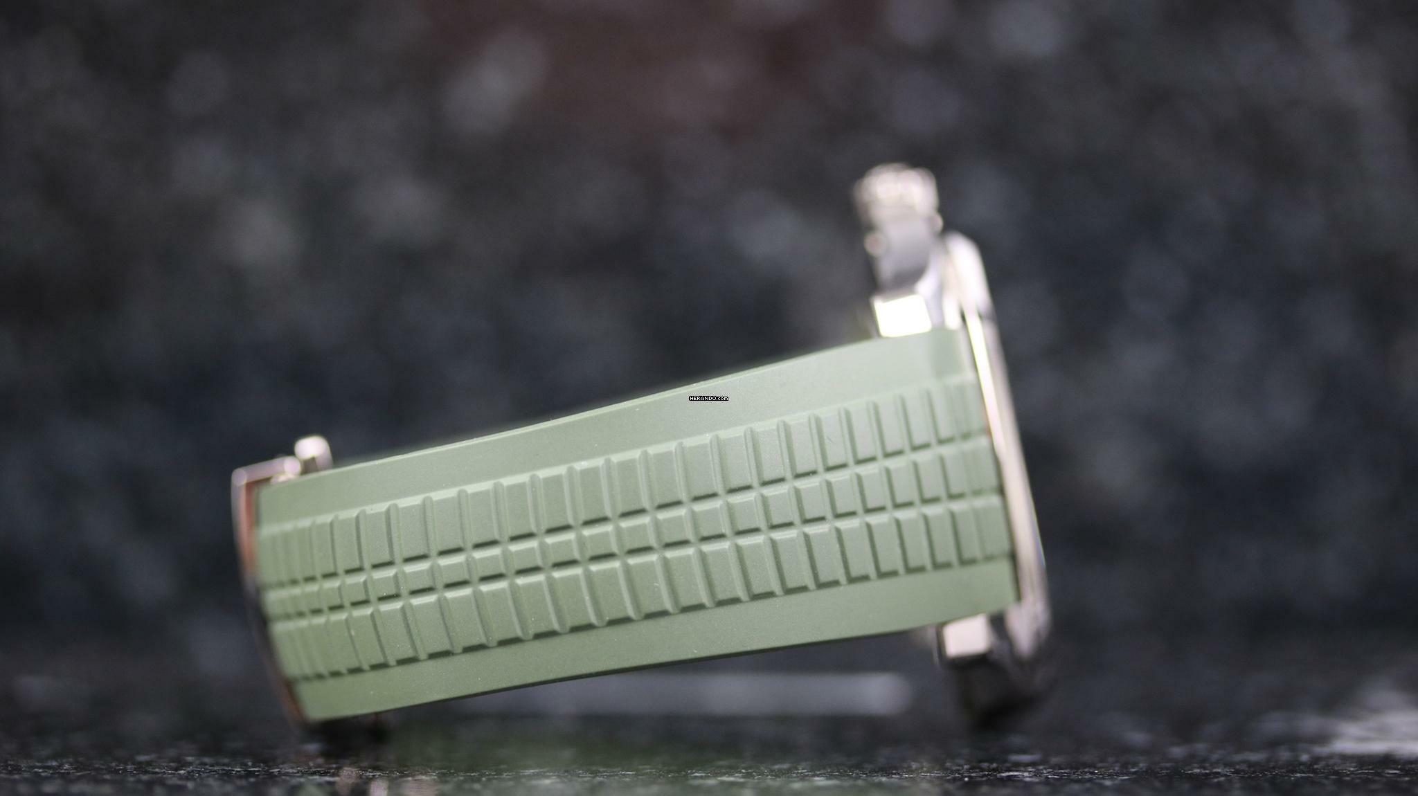  Patek Philippe Aquanaut Whitegold Khaki Green - like New - Fullset - 2023 