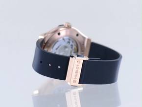 Thumbnail von Hublot Classic Fusion 18K Roségold King Gold Automatic black dial 38mm B+P