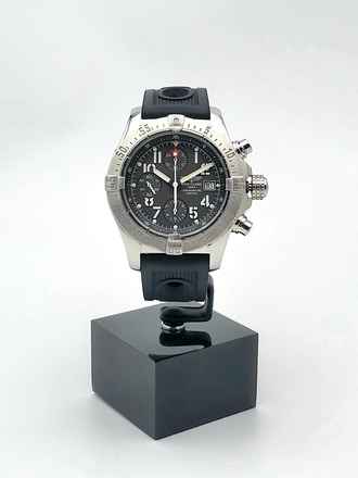  Breitling Avenger Skyland Grey dial B+P Austria 
