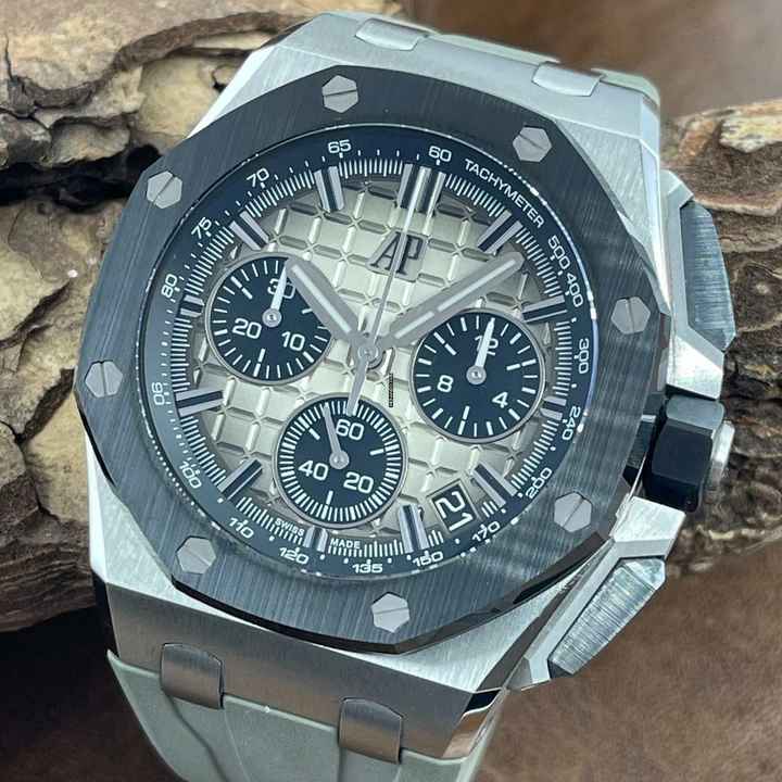  Audemars Piguet Royal Oak Offshore Chronograph Royal Oak Offshore Chrono - FULLSET 2021 - Ref. 26420SO.OO.A600CA.01 original invoice - unpolished 