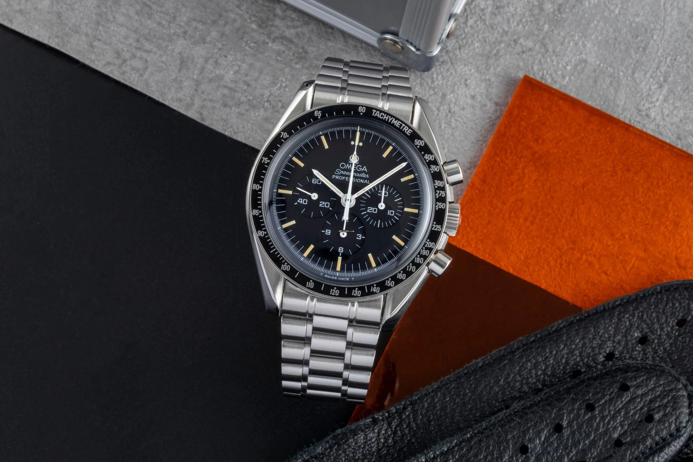 Omega Speedmaster Professional Moonwatch Apollo XI Stahl Handaufzug Herrenuhr 3592.50.00 B&P