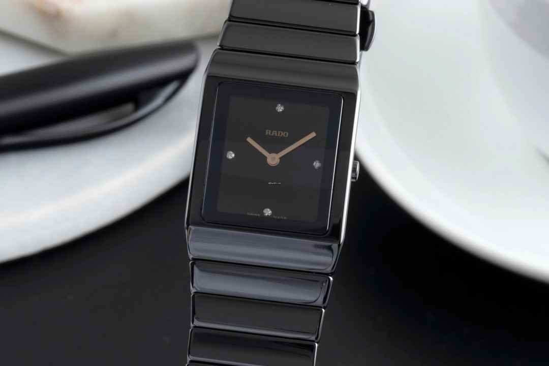  Rado Ceramica Diastar Ceramica Damenuhr Ref. R21702722 Box & Papiere 2023 
