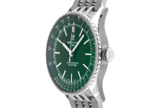  Breitling Navitimer Ref.A17329371L1A1 2025 Full Set Ungetragen Navitimer Automatic Green Dial 