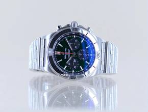 Thumbnail von Breitling Chronomat 42 Chronograph 42 mm Bentley British Racing green B+P Stahlband