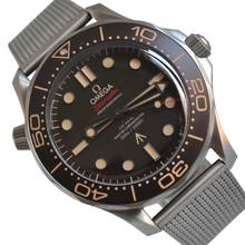 Thumbnail von Omega Seamaster Diver 300 M 007 James Bond No time to die Titanium Full Set Like New