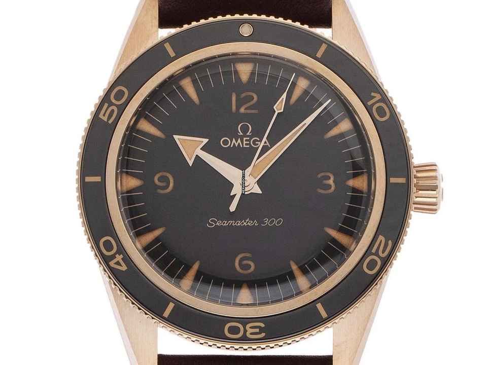  Omega Seamaster 300 Ref.234.92.41.21.10.001 2024 Full Set Ungetragen Seamaster 300 9kt Bronze-Gold 