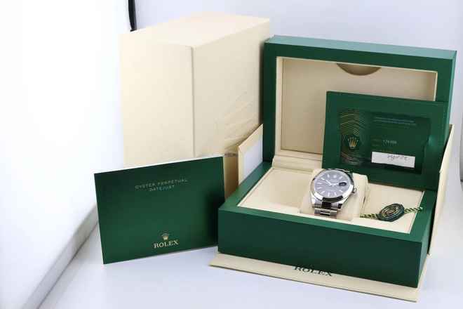  Rolex Datejust 41 Black Dial 41MM Like New Box+Papers 126300 2022 