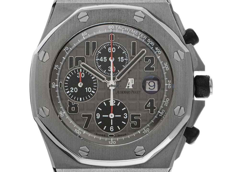  Audemars Piguet Royal Oak Offshore Chronograph Ref.26170TI.OO.1000TI.01 2014 Full Set sehr gut Vintage Royal Oak Offshore Titan 