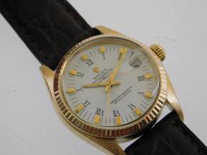 Thumbnail von Rolex Datejust 31 18 Karat Gelbgold Datejust 31 mm Medium mit Krokoband und original Schließe original Box im Top Zustand von 1977