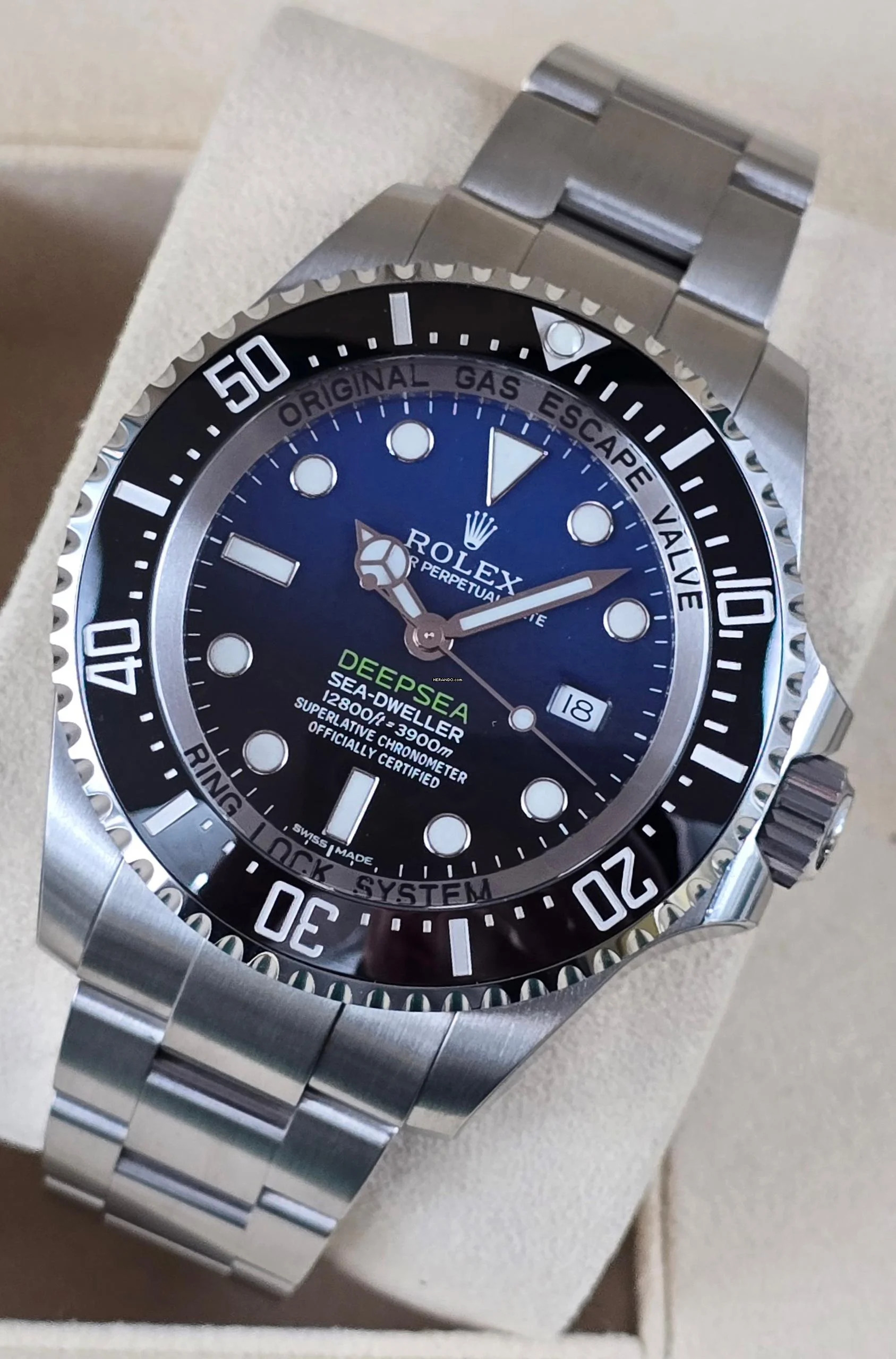 Rolex Sea-Dweller Deepsea 44mm Deepsea 116660 James Cameron Unworn/New Condition Full Set 5-2018 Stickers