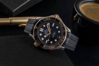 Thumbnail von Omega Seamaster Diver 300 M Stahl Gold Automatik 210.22.42.20.01.002