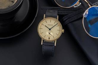 Thumbnail von NOMOS Tangente 18k (0,750) Gold Intex Datum Handaufzug Herrenuhr Gold Dial