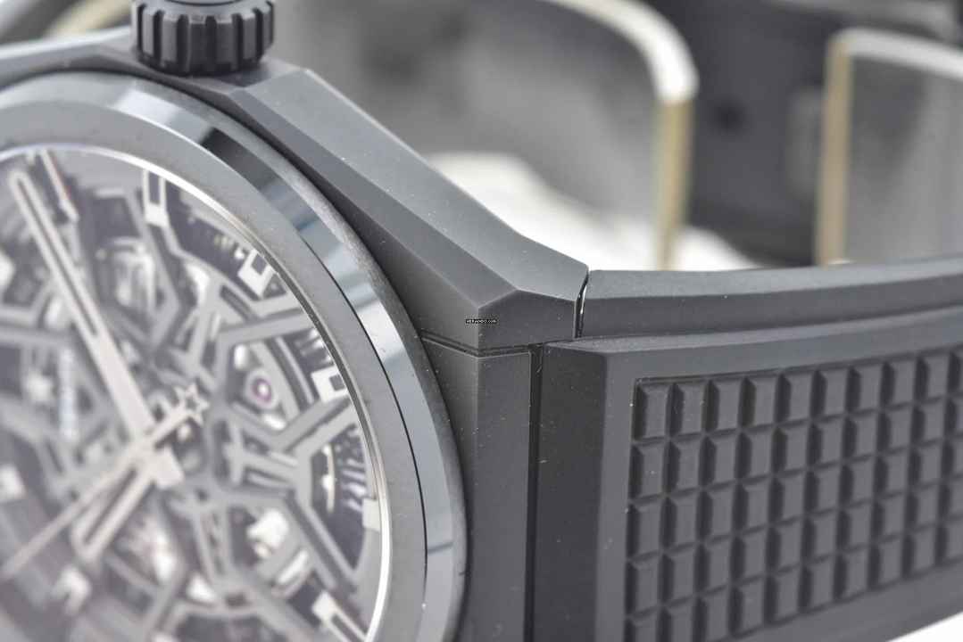  Zenith Defy El Primero Classic 41 Ceramic 49.9000.670/77.R782 