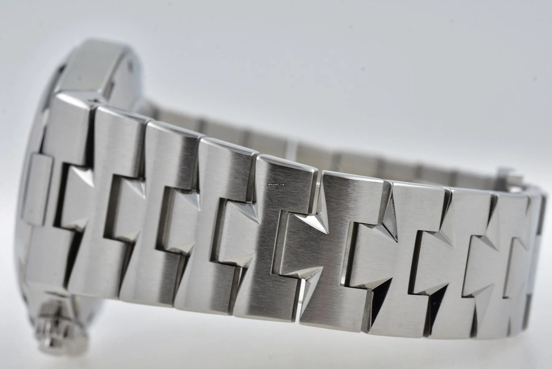 Thumbnail von Vacheron Constantin Overseas Chronograph Black Dial Big Date 49150/B01A-9097