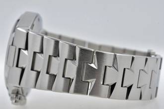 Thumbnail von Vacheron Constantin Overseas Chronograph Black Dial Big Date 49150/B01A-9097