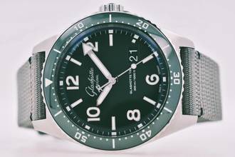 Thumbnail von Glashütte Original SeaQ Panoramadatum Big Date 1-36-13-07-83-34 Green