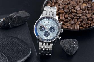 Thumbnail von Breitling Navitimer 01 Chronograph 43 Eisblau Ref. AB0138241C1A1 B&P