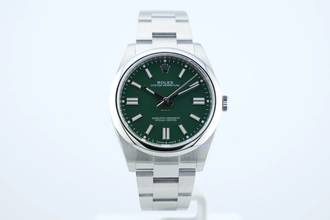 Thumbnail von Rolex Oyster Perpetual 41 Green Dial - With Box And Papers - 124300 2022