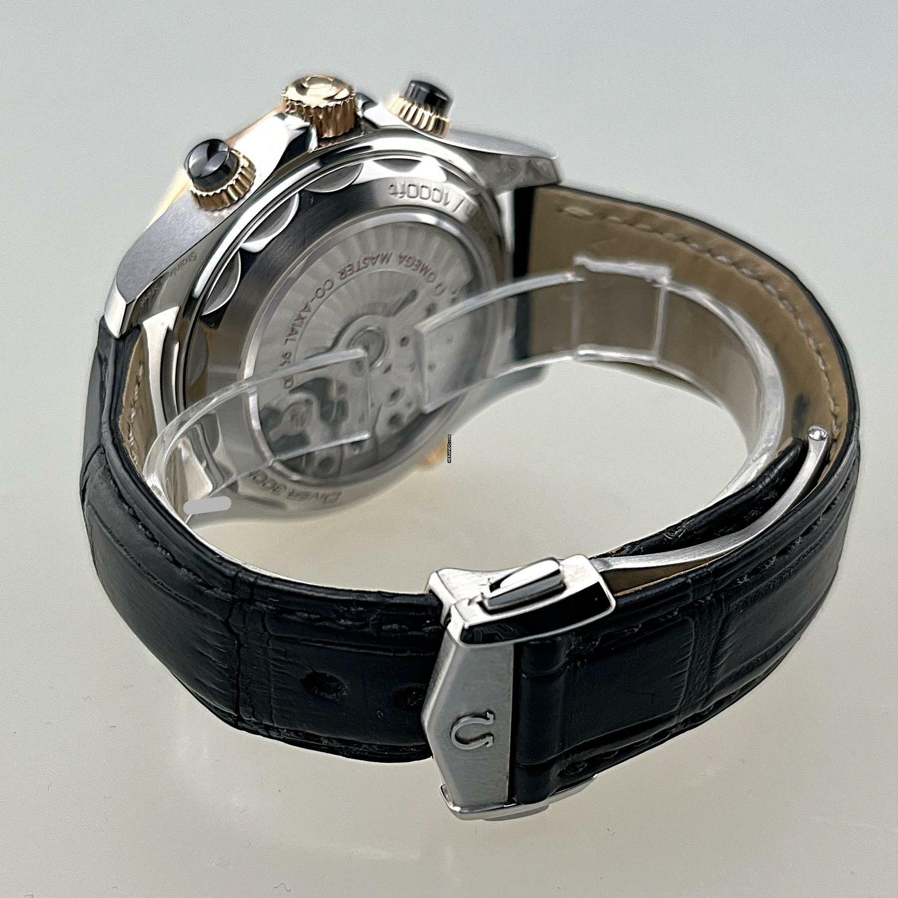 Thumbnail von Omega Seamaster Diver 300 M Professional Diver am Original Omega Lederarmband mit Faltschließe neuwertig Full Set zzgl. Omega Kautschukarmband mit Dornschließe neu