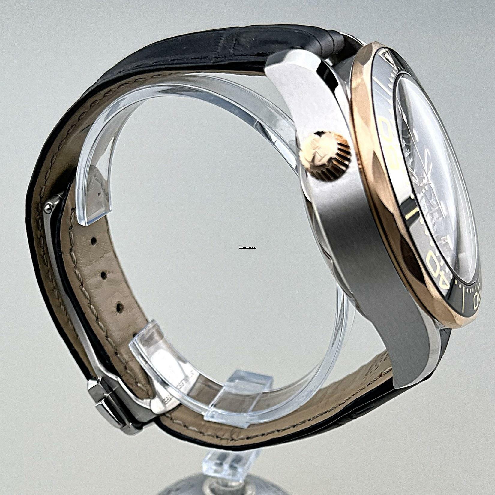 Thumbnail von Omega Seamaster Diver 300 M Professional Diver am Original Omega Lederarmband mit Faltschließe neuwertig Full Set zzgl. Omega Kautschukarmband mit Dornschließe neu