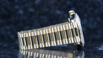 Thumbnail von Rolex Day-Date 40 Yellowgold RBR - Black Baguette - New - Fullset - 10/2025